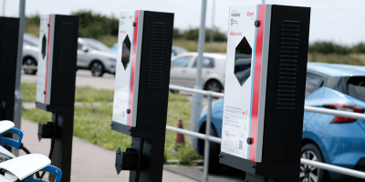 nissan-eon-ladestation-charging-station-v2g-grossbritannien-uk-cranfield-2020-01-min