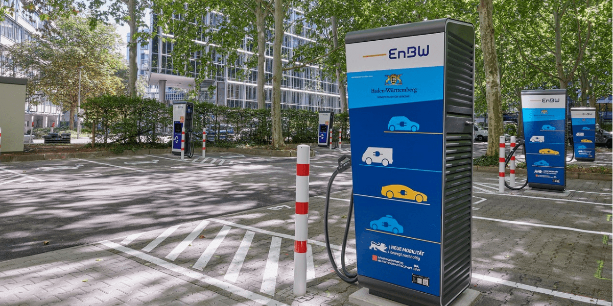 enbw-ladestation-charging-station-urban-2020-01-min
