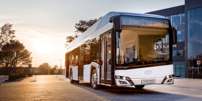 solaris-urbino-12-hydrogen-brennstoffzellen-bus-fuel-cell-bus-2021-01-min