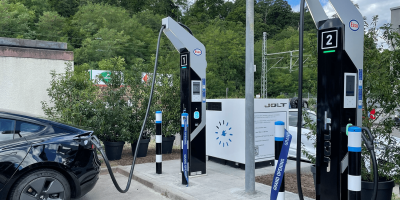 jolt-energy-ladestation-charging-station-esso-2022-01-min