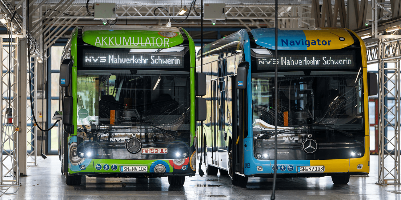 mercedes-benz-ecitaro-elektrobus-electric-bus-schwerin-abb-ladestation-charging-station-min
