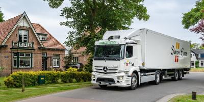 daimler-truck-mercedes-benz-eactros-300-e-lkw-electric-truck-simon-loos-niederlande-netherlands-2023-01-min