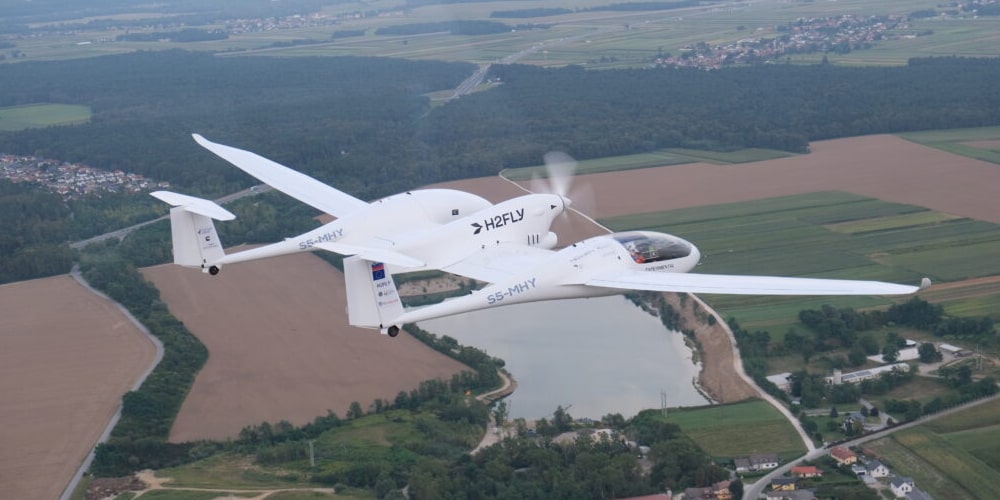 h2fly-e-flugzeug-electric-aircraft-fcev-2023-02-min