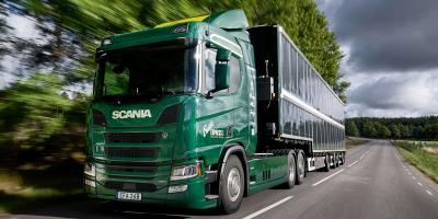 scania-hybrid-lkw-hybrid-truck-solar-2023-02-min