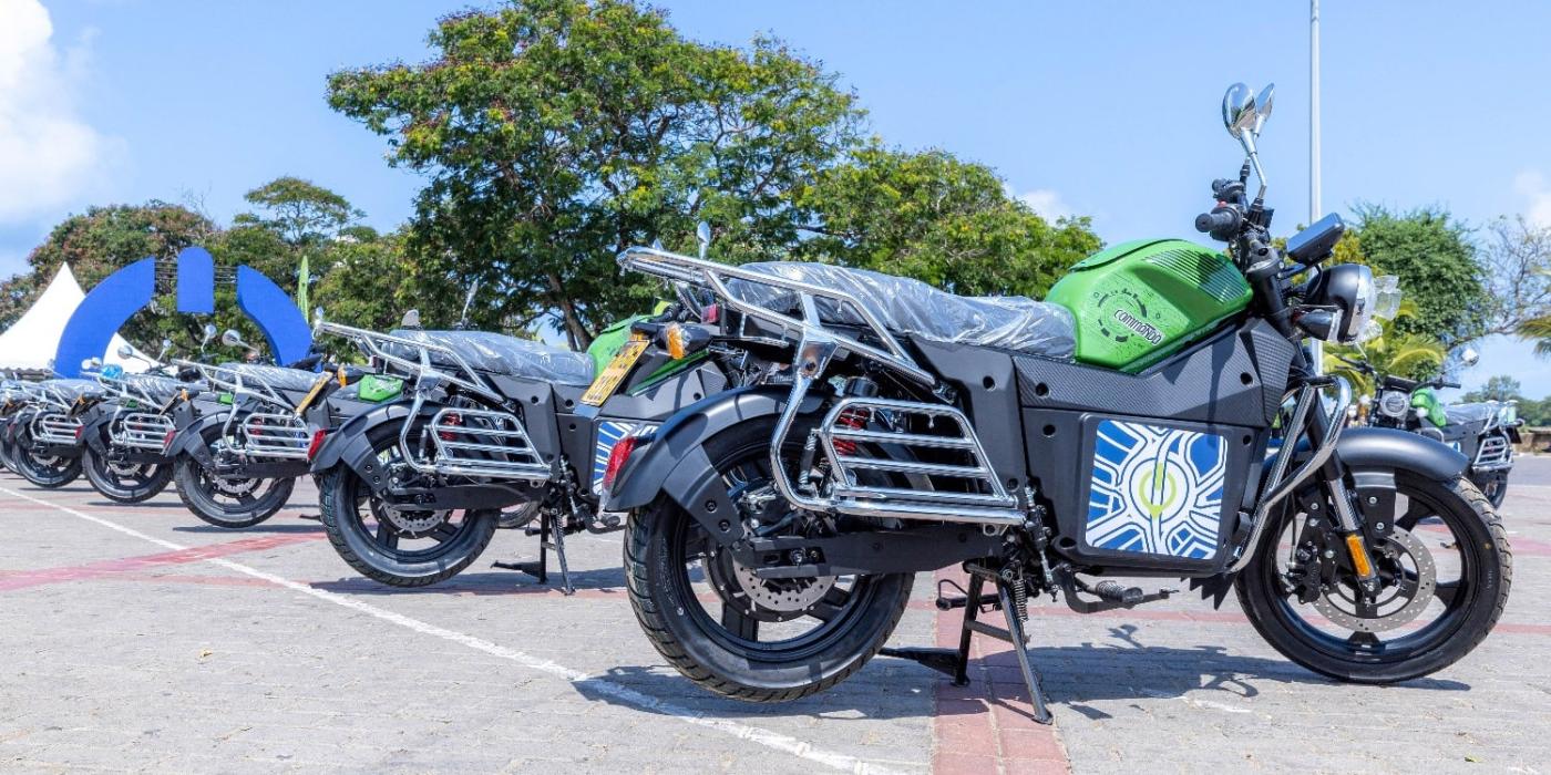 spiro-ev-e-motorrad-electric-motorcycle-afrika-africa-kenia-kenya-2023-01-min